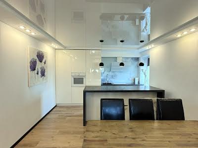 квартира за адресою проспект Миру, 21