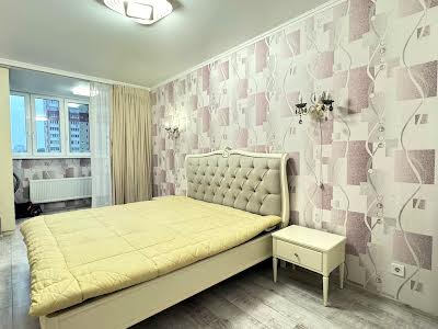 квартира за адресою Ясинуватський пров., 10