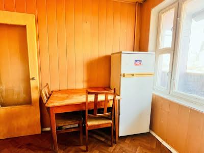 квартира за адресою Оболонська пл. (Дружби Народів СРСР), 5