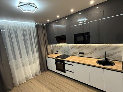 квартира за адресою Перлинна вул., 8