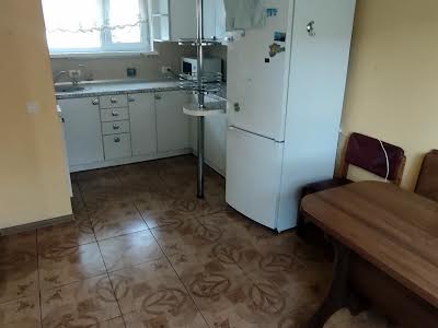 будинок за адресою Дніпроводська вул.