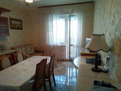 квартира за адресою Миколи Лаврухіна вул., 6