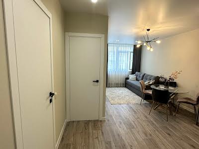 квартира за адресою Зелена вул., 204д
