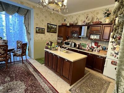 дом по адресу Просвещения ул.