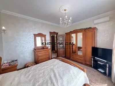 квартира за адресою Зарічна вул., 1-Б