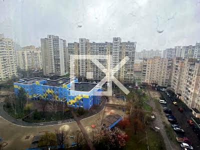 квартира за адресою Лариси Руденко вул., 5