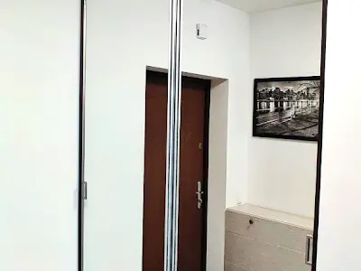 квартира за адресою Сім'ї Кульженків вул. (Петра Дегтяренка), 35