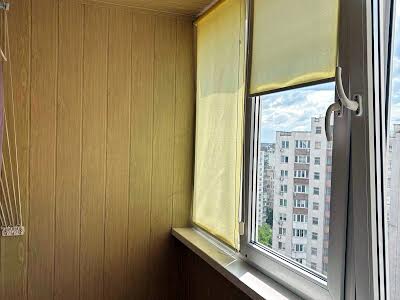 квартира за адресою Драгоманова вул., 1-Б
