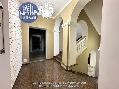 комерційна за адресою Івана Франка вул., 11
