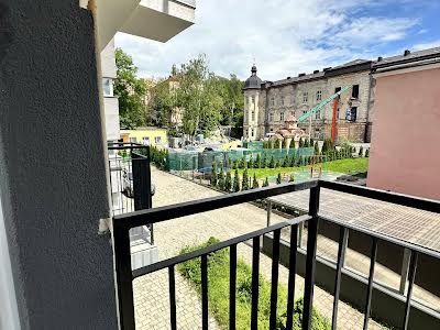 квартира за адресою Пекарська вул., 57