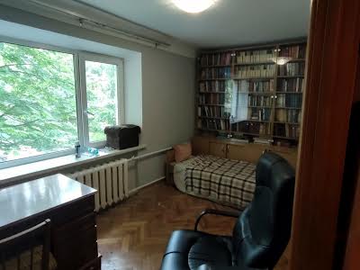 квартира по адресу Братів Зірових, 25