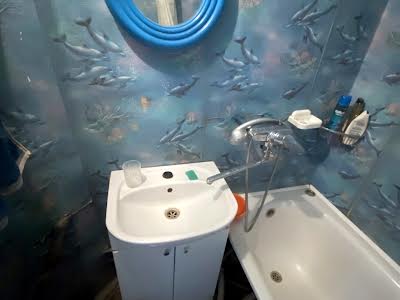 квартира за адресою Автозаводська вул., 77