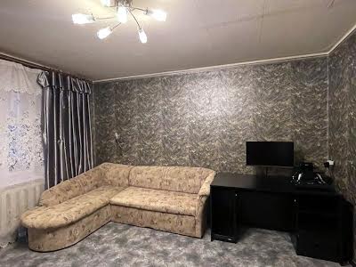 квартира за адресою Савкіна вул., 6