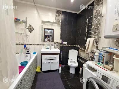 квартира по адресу Дружбы Народов ул., 228 А