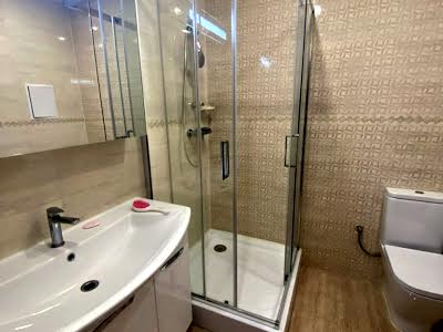 квартира за адресою Незалежності вул. (Титова), 26