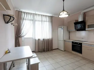квартира за адресою Ревуцького вул., 5