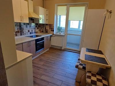 квартира за адресою Ньютона вул., 102