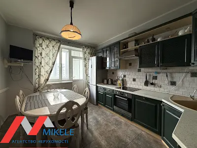 квартира за адресою Миколи Бажана просп., 14