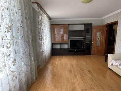 квартира за адресою Дніпровська набережна вул., 26а