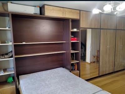 квартира по адресу Тополя-2 ул., 20