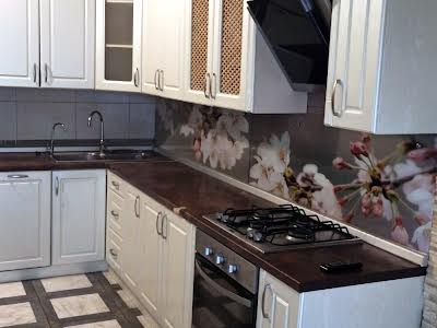 квартира за адресою Грушевського вул., 5