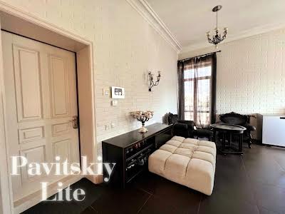квартира за адресою Заньковецької вул., 8