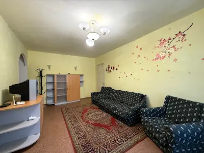 квартира за адресою Героїв просп., 37