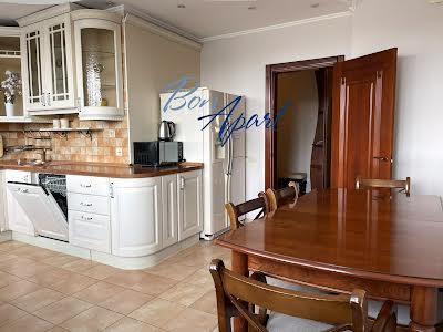 квартира за адресою Миколи Амосова вул., 4