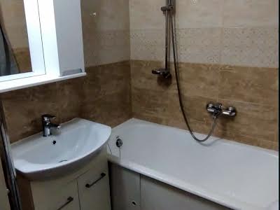 квартира по адресу Чернобыльская ул., 10