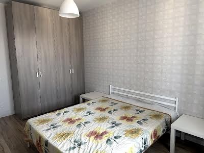 квартира за адресою Сергія Данченка вул., 32-Б