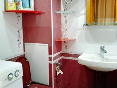 квартира по адресу Гонгадзе Георгия просп. (Советской Украины), 32-Е
