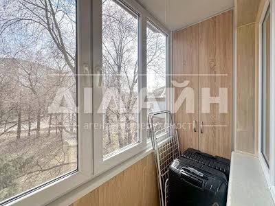 квартира за адресою Портова вул., 15б