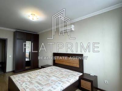 квартира за адресою Авіаконструктора Ігоря Сікорського вул. (Танкова), 1