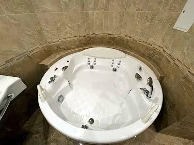 квартира за адресою Миколи Бажана просп., 14