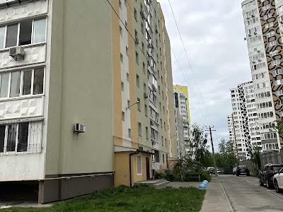 квартира за адресою Сімоненка, 113А