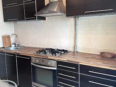 квартира по адресу Калиновая ул., 81