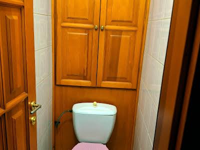 квартира по адресу Днепровская ул., 5