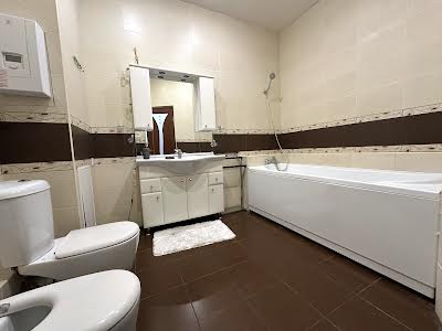 квартира за адресою Свободи вул., 36а