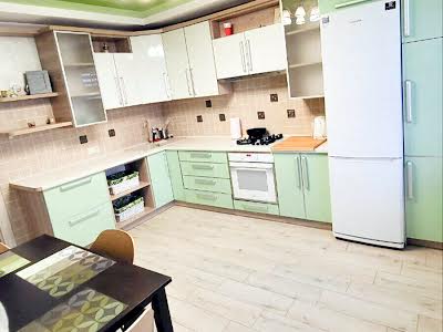 квартира за адресою Монюшка вул., 12