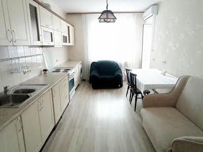 квартира за адресою Вишняківська вул., 13