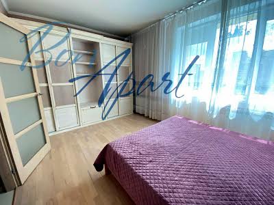 квартира по адресу Старонаводницкая ул., 4
