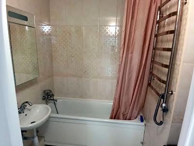 квартира по адресу Бориса Гмыри ул., 12-Б