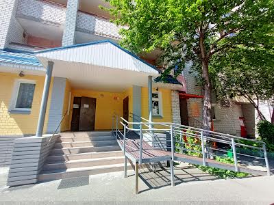 квартира по адресу Анны Ахматовой ул., 35-Б