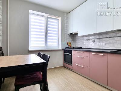 квартира за адресою Академіка Корольова просп., 14