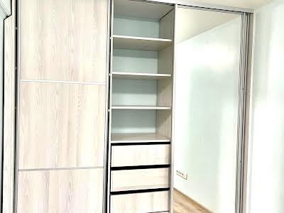квартира за адресою Степана Бандери просп., 70