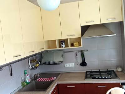 квартира за адресою Нагірна вул., 12