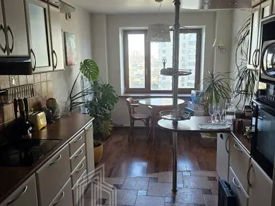 квартира по адресу Миколы Бажана просп., 24/1