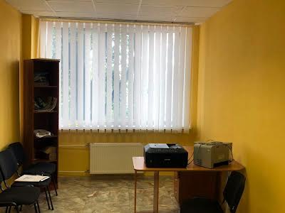 комерційна за адресою Київ, Колекторна 42а., 42а