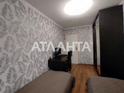 квартира за адресою Генерала Петрова вул., 33