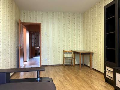 квартира за адресою Михайла Максимовича вул. (Онуфрія Трутенка), 7В